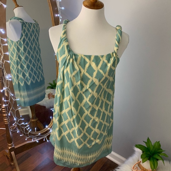 Anthro’s Moulinette Soeurs diamond lattice shift - Picture 2 of 9